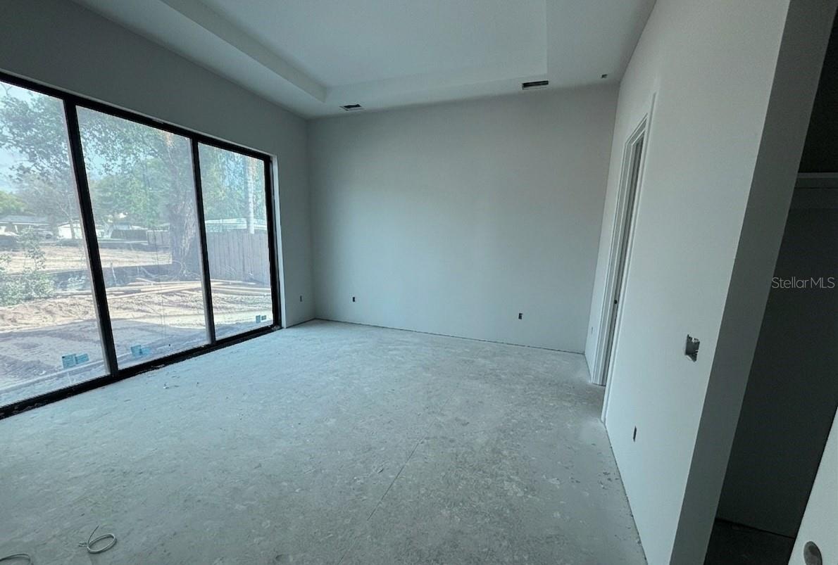 Image 14 of 17 For 432 Worthington Drive