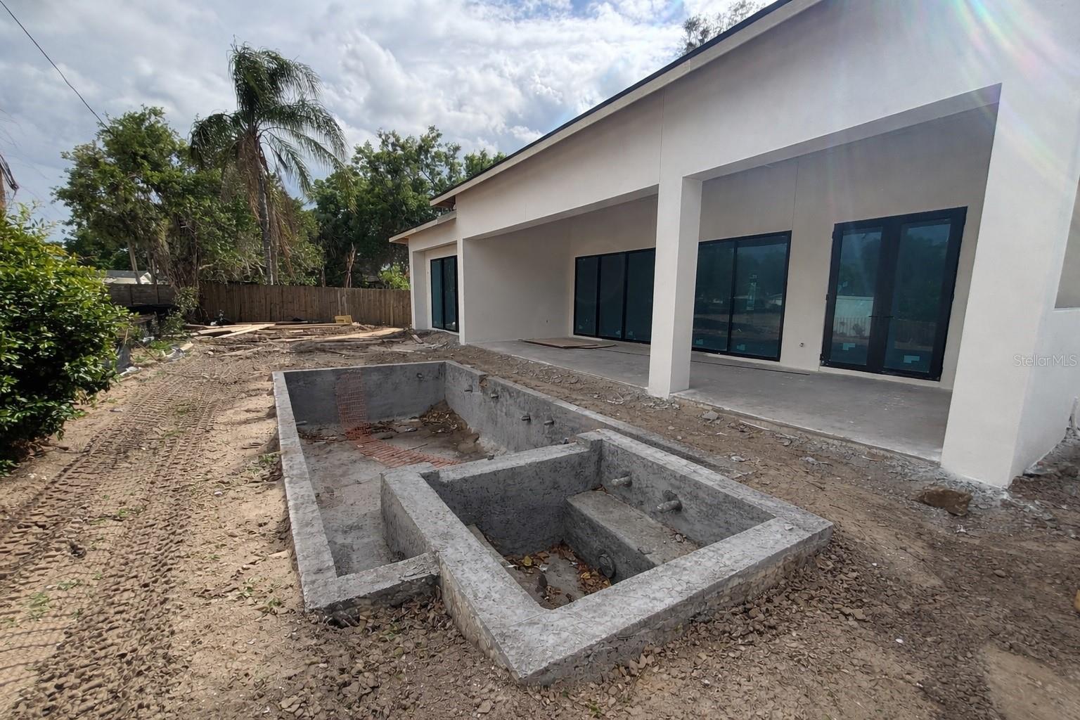 Image 16 of 17 For 432 Worthington Drive