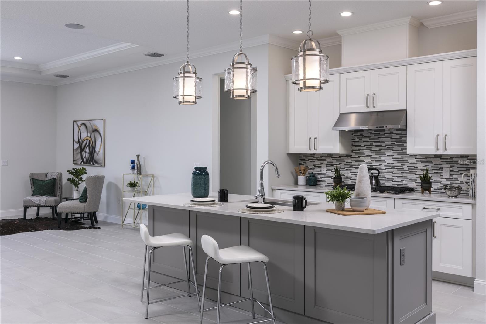 Image 6 of 28 For 10475 Royal Cypress Way