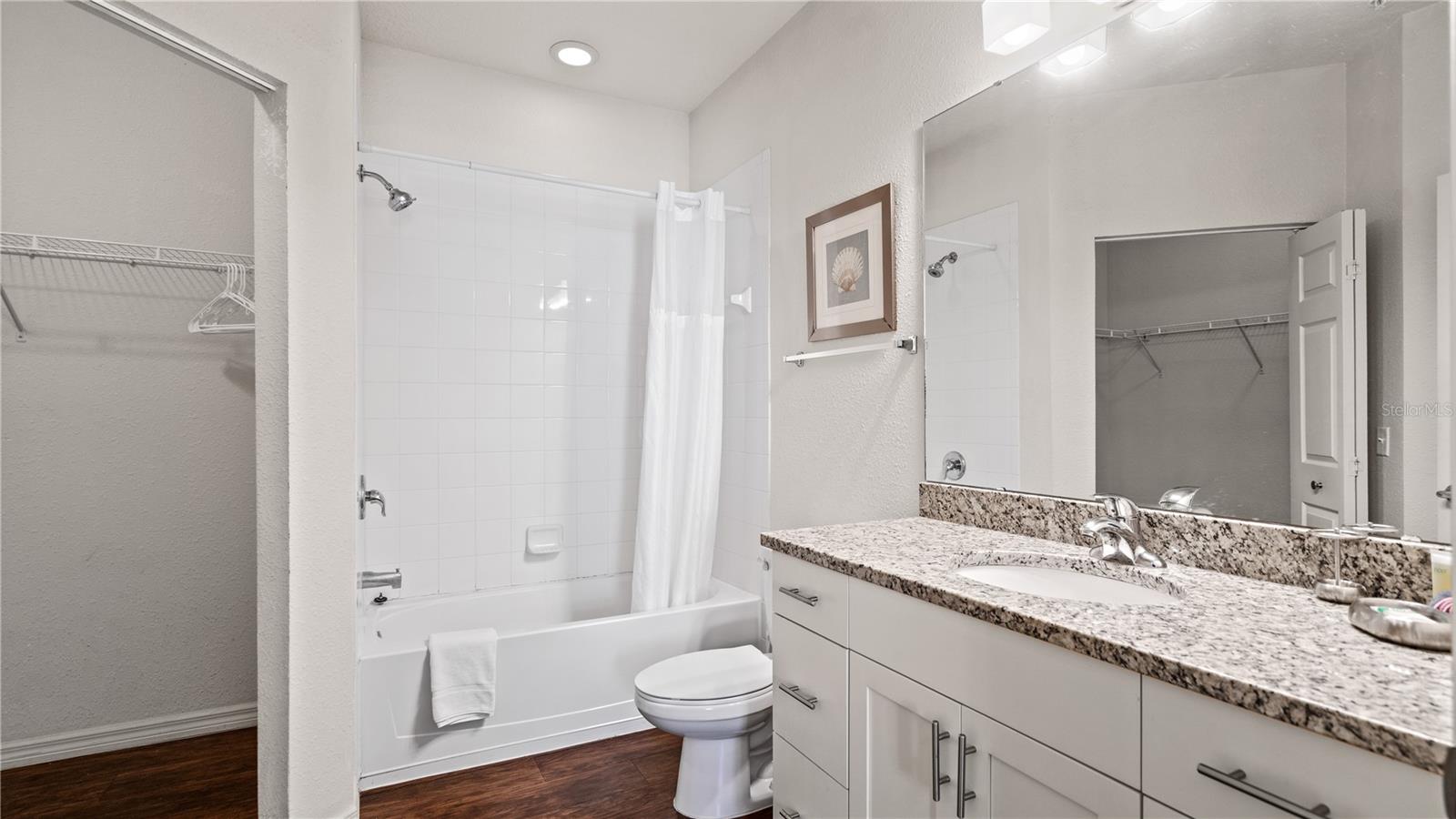 Image 32 of 61 For 5350 Diplomat Court 104