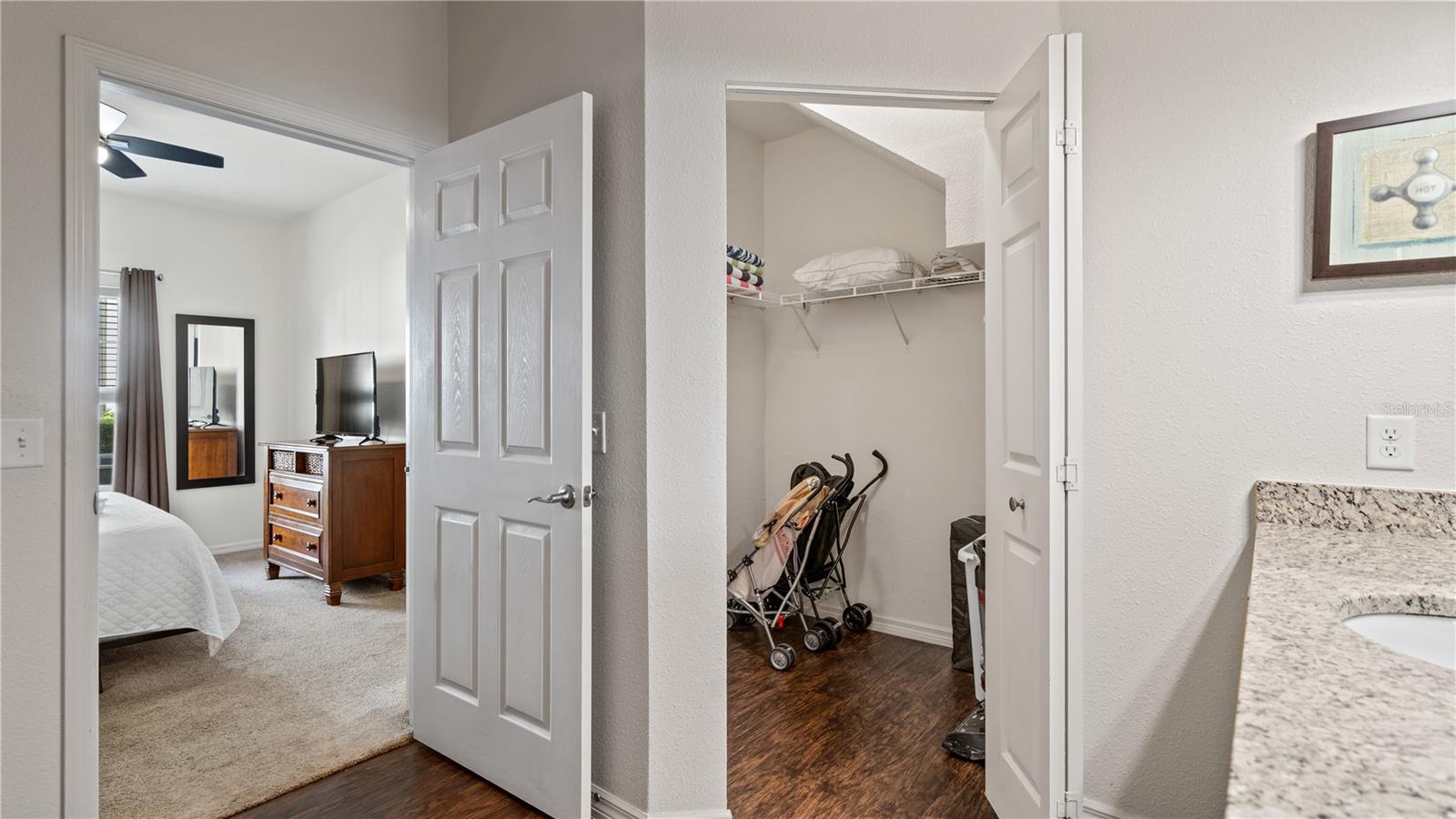 Image 40 of 61 For 5350 Diplomat Court 104