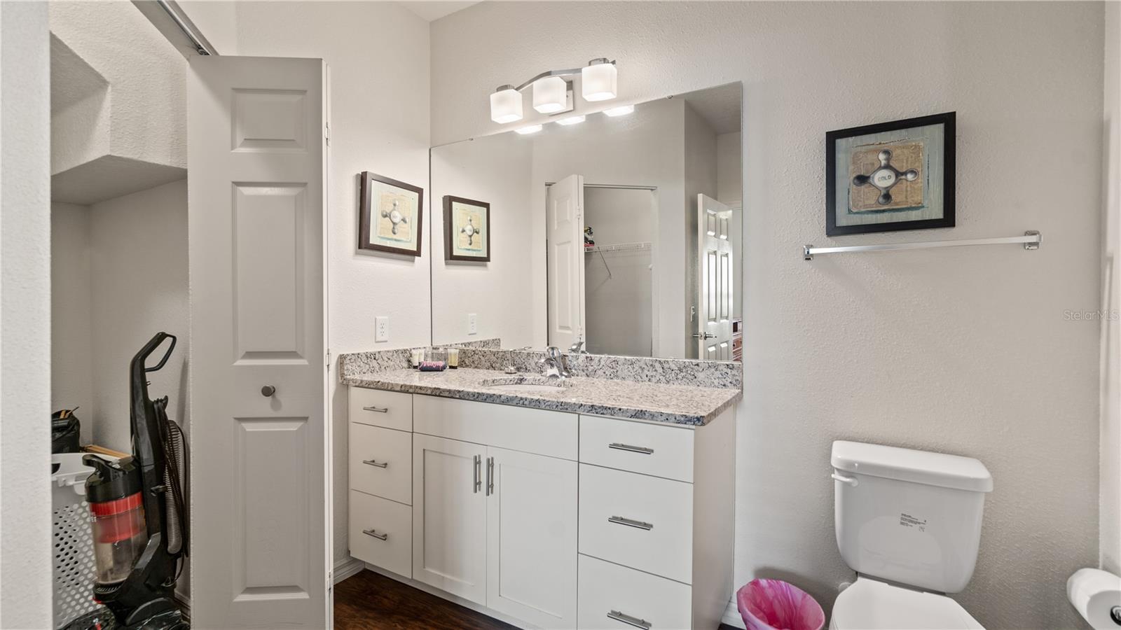 Image 42 of 61 For 5350 Diplomat Court 104