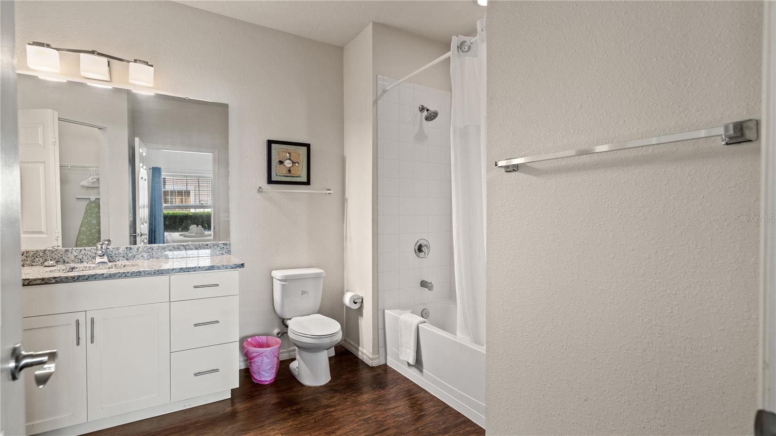 Image 43 of 61 For 5350 Diplomat Court 104