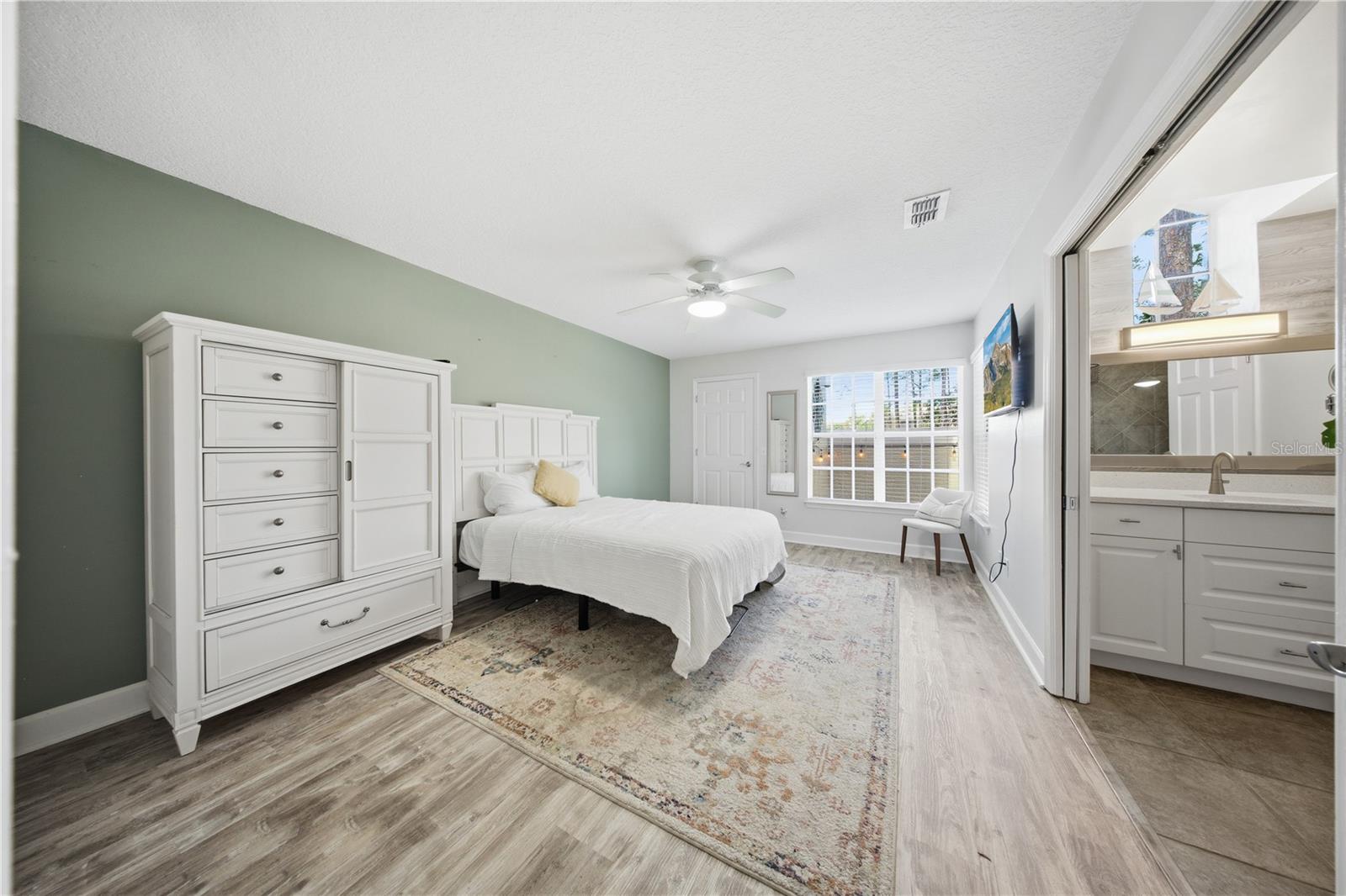 Image 14 of 40 For 1400 Farrindon Circle 1400