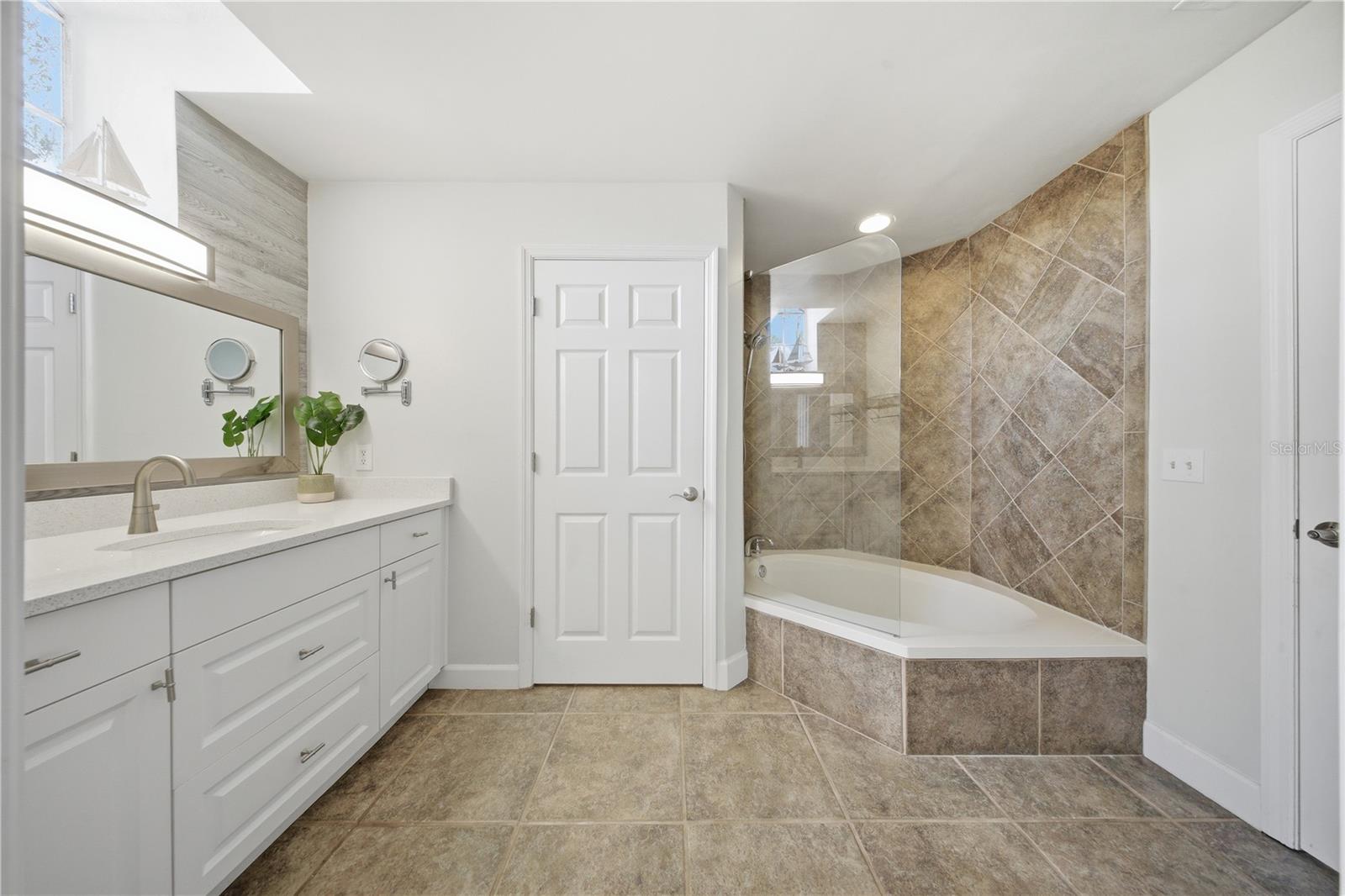 Image 16 of 40 For 1400 Farrindon Circle 1400