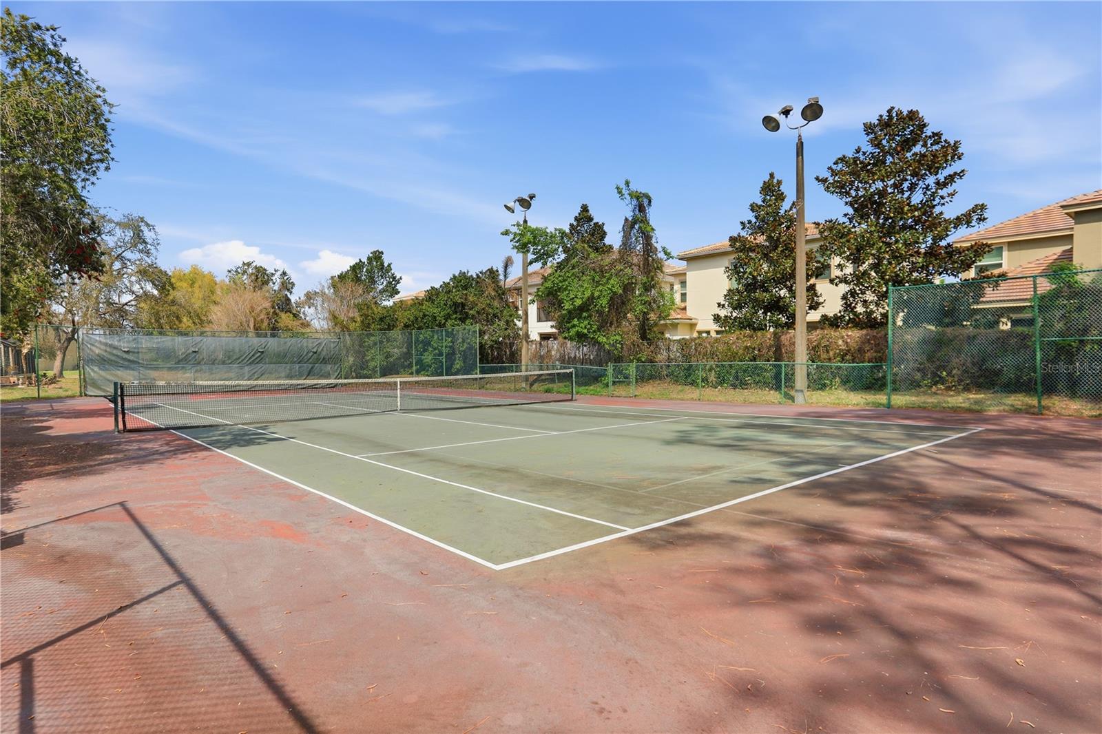 Image 33 of 40 For 1400 Farrindon Circle 1400