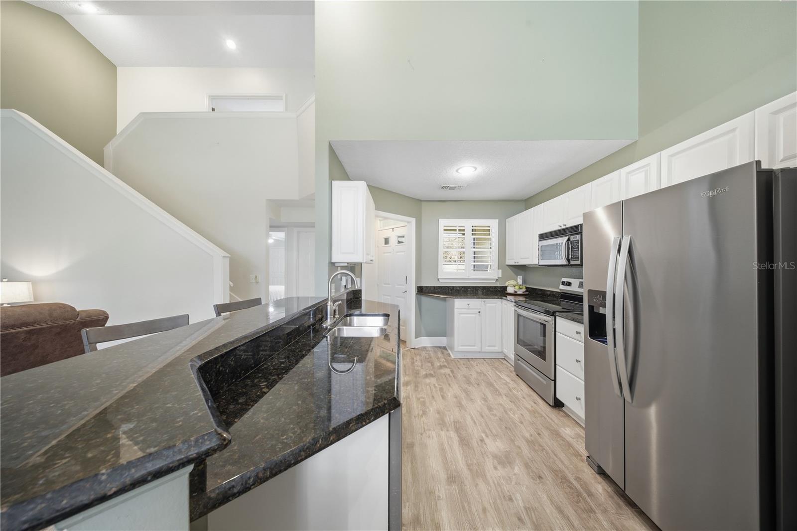 Image 4 of 40 For 1400 Farrindon Circle 1400