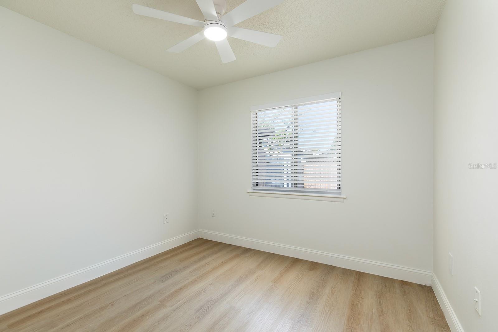 Image 12 of 17 For 1009 Stucki Terrace