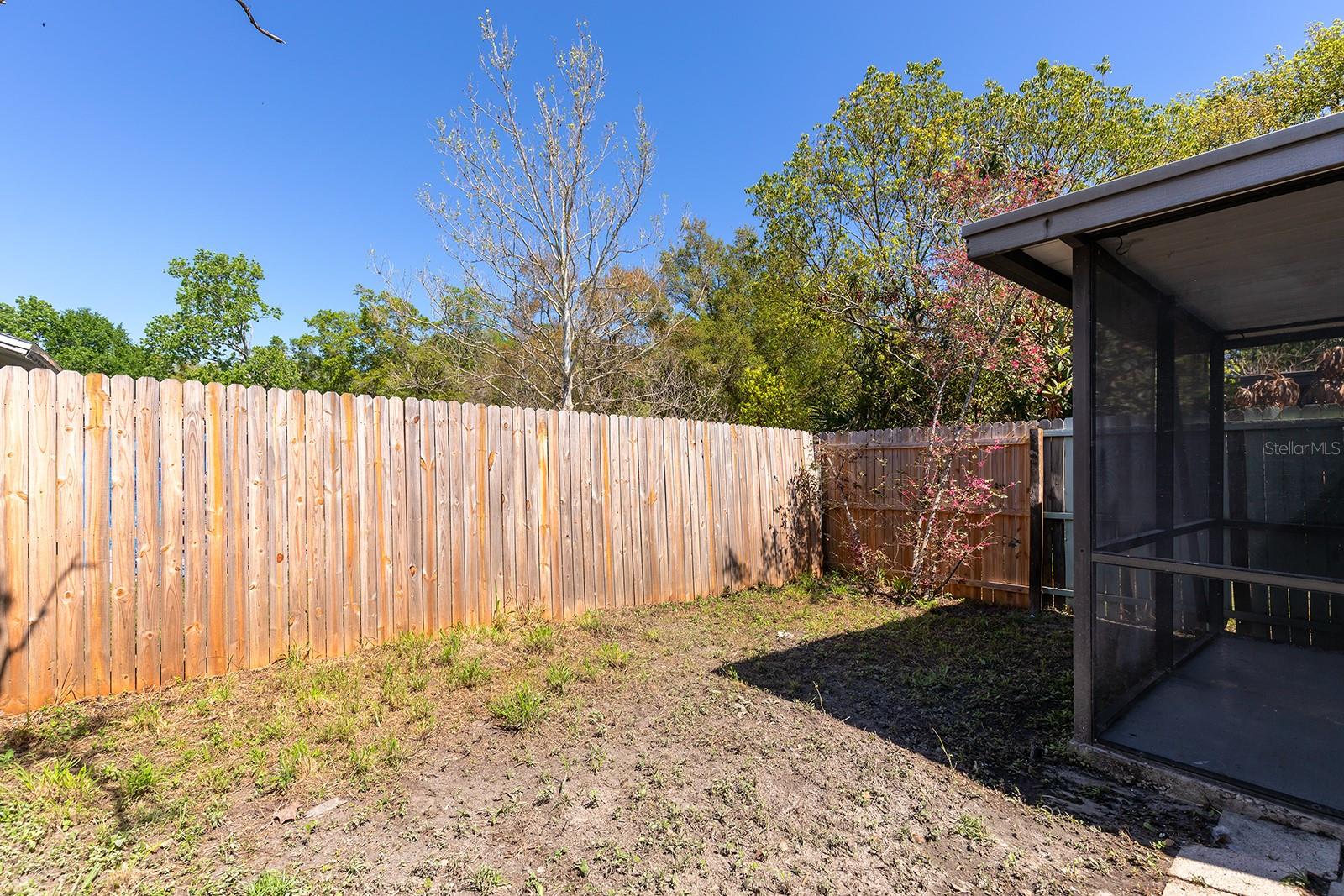 Image 15 of 17 For 1009 Stucki Terrace