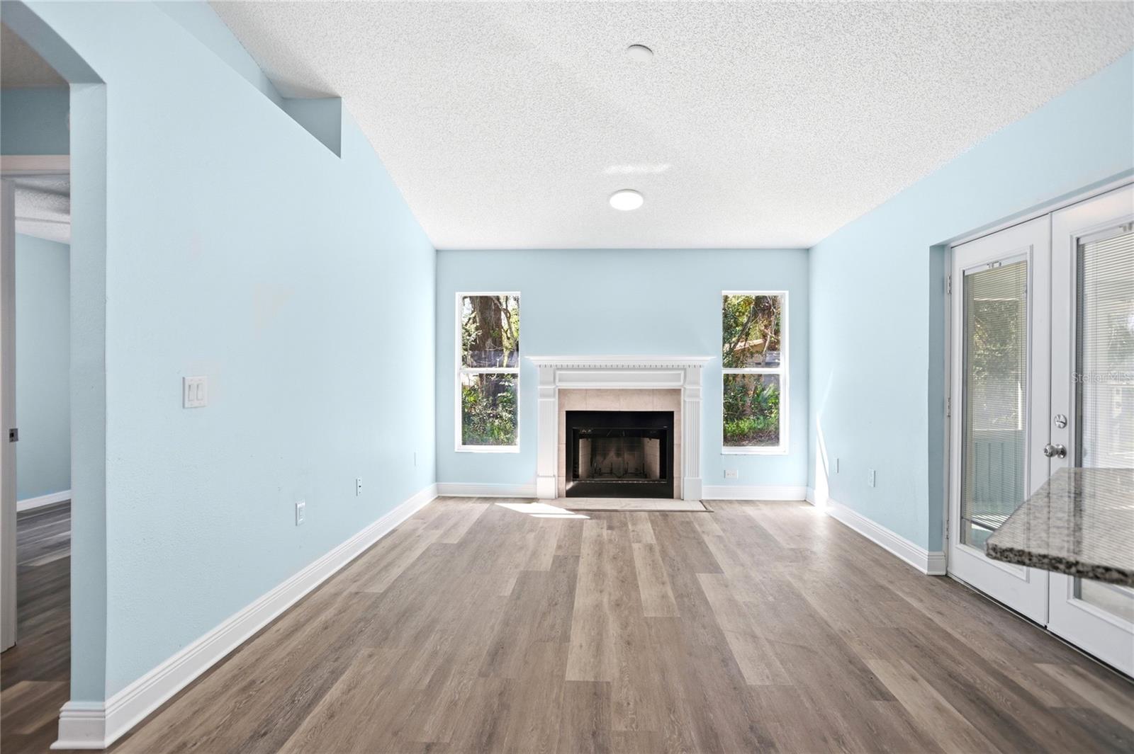 Image 10 of 34 For 624 Euclid Avenue