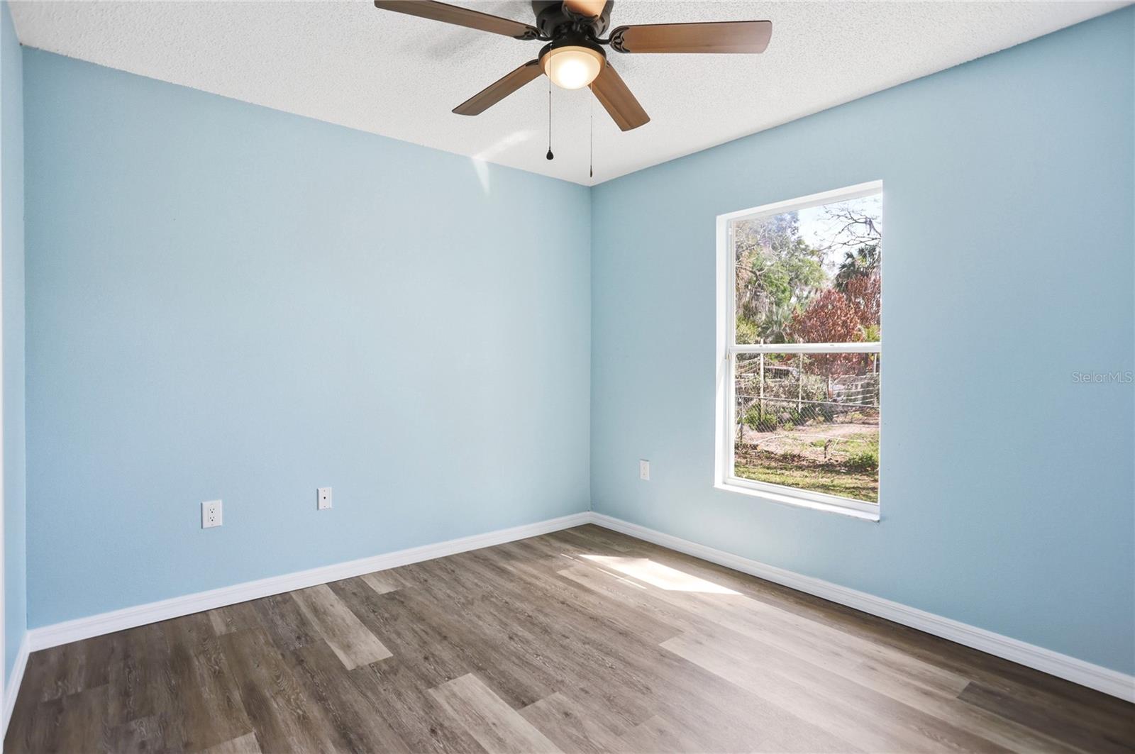 Image 21 of 34 For 624 Euclid Avenue