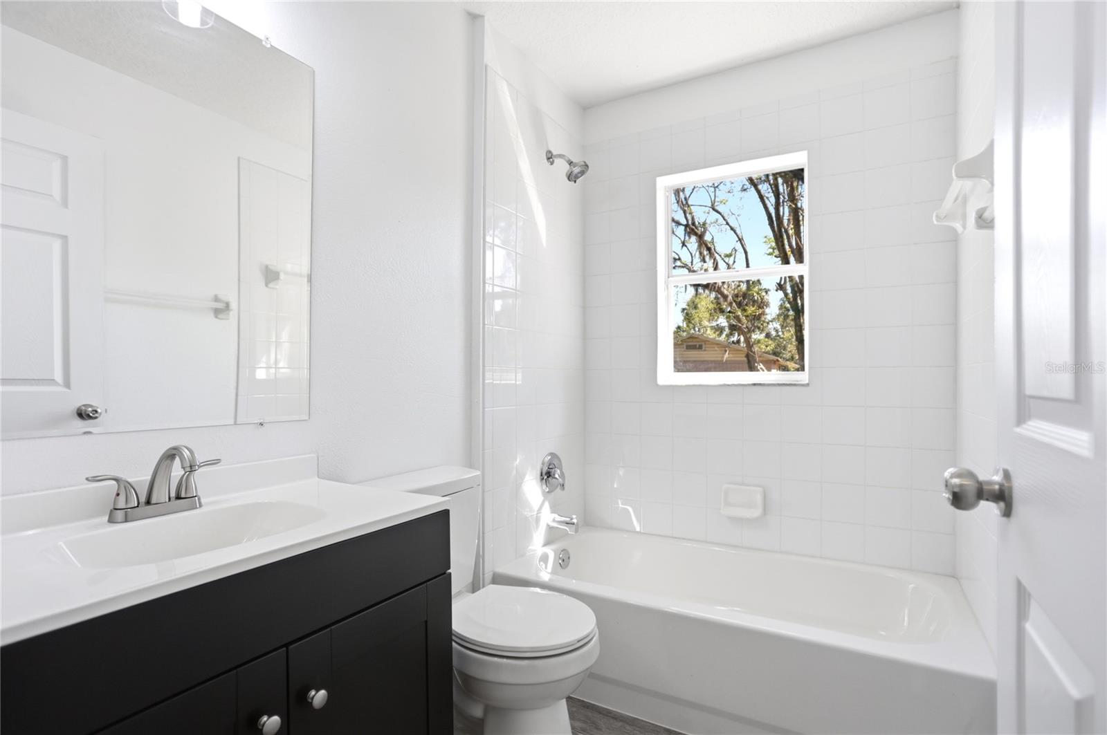 Image 26 of 34 For 624 Euclid Avenue