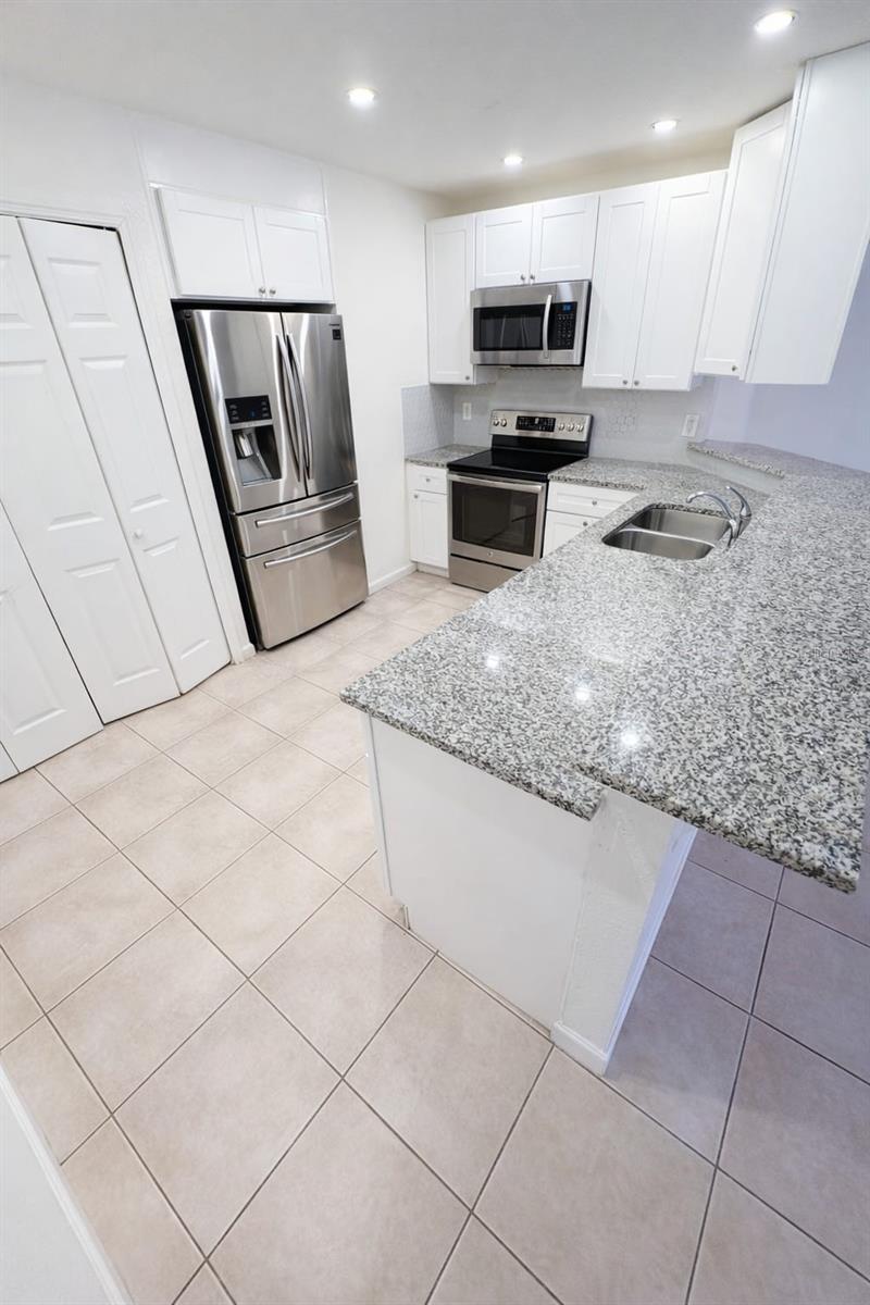 Image 3 of 10 For 627 Bluebill Court