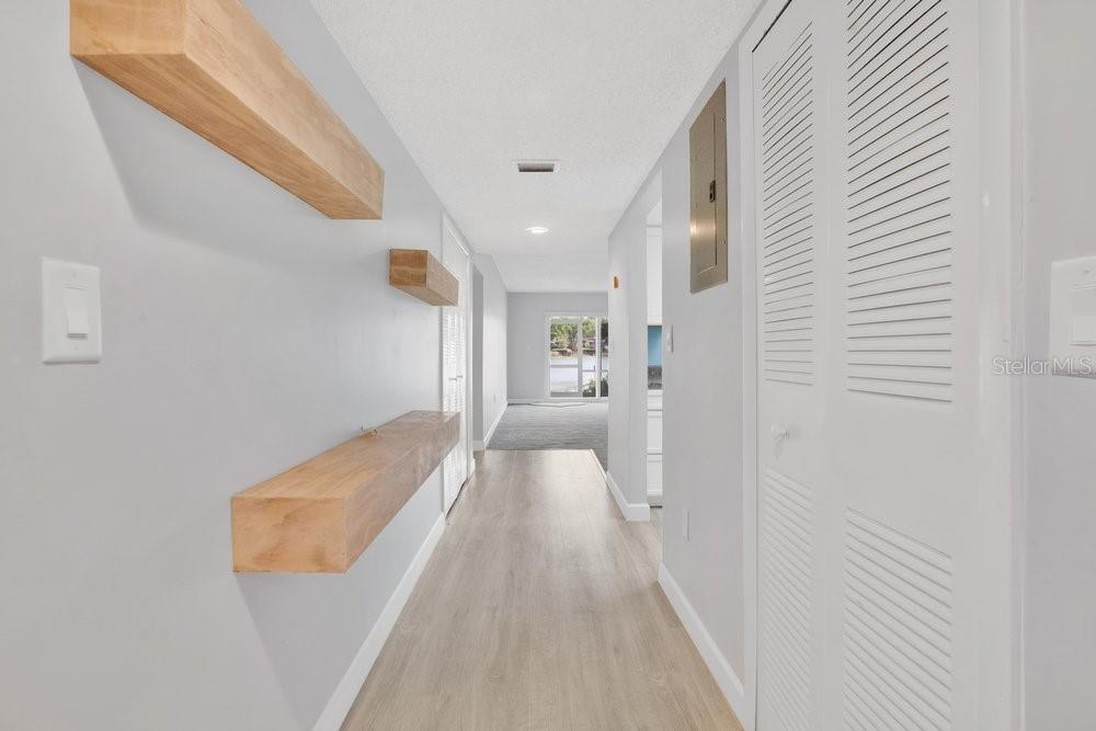 Image 4 of 29 For 410 Orlando Avenue 4a