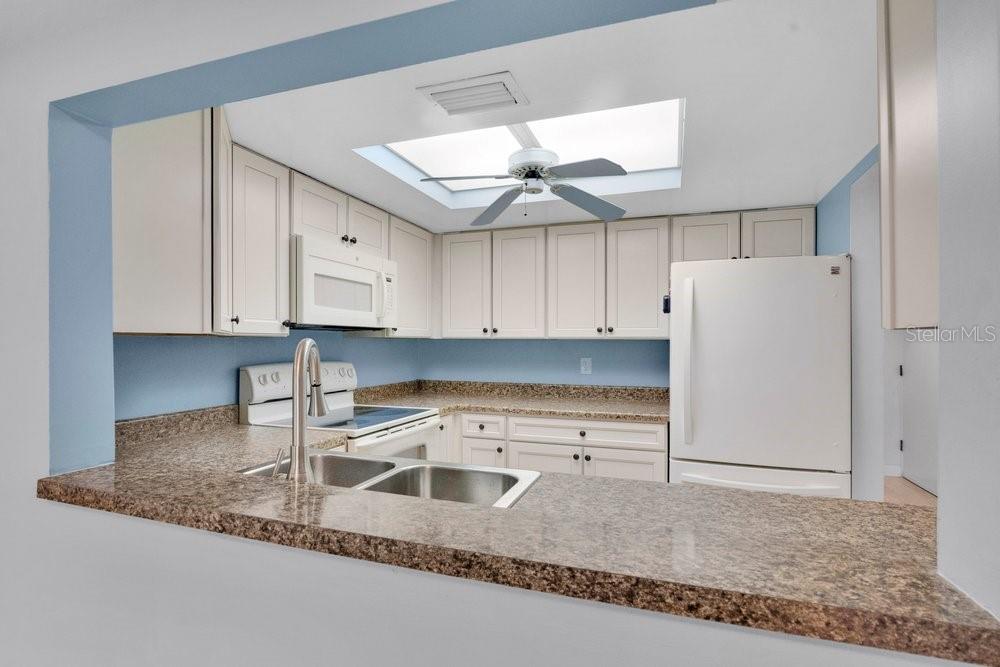 Image 8 of 29 For 410 Orlando Avenue 4a