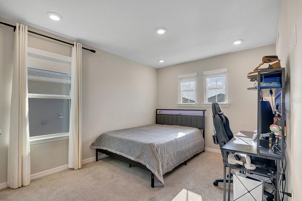 Image 37 of 39 For 1545 Leaf Lane