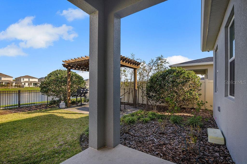 Image 8 of 39 For 1545 Leaf Lane