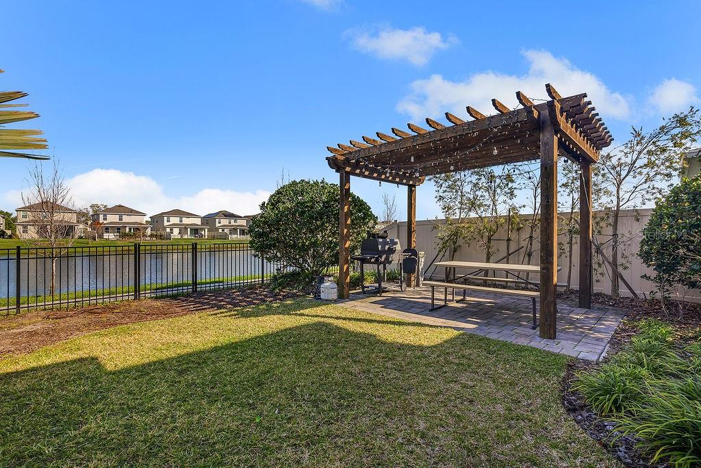 Image 9 of 39 For 1545 Leaf Lane