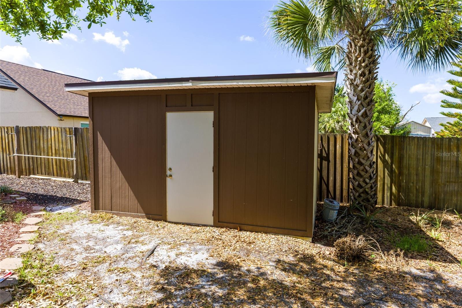 Image 19 of 31 For 7213 Silver Place