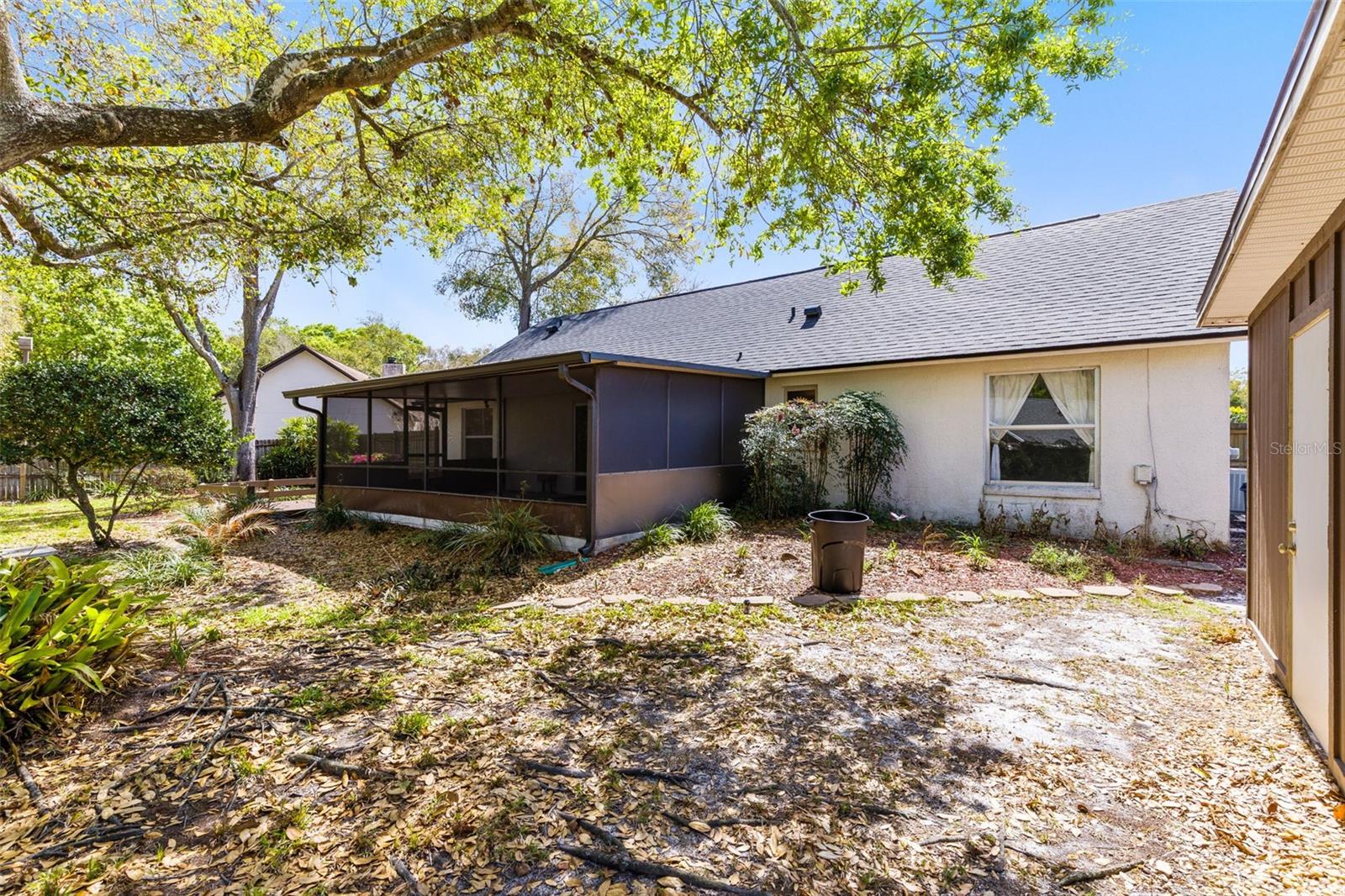 Image 20 of 31 For 7213 Silver Place