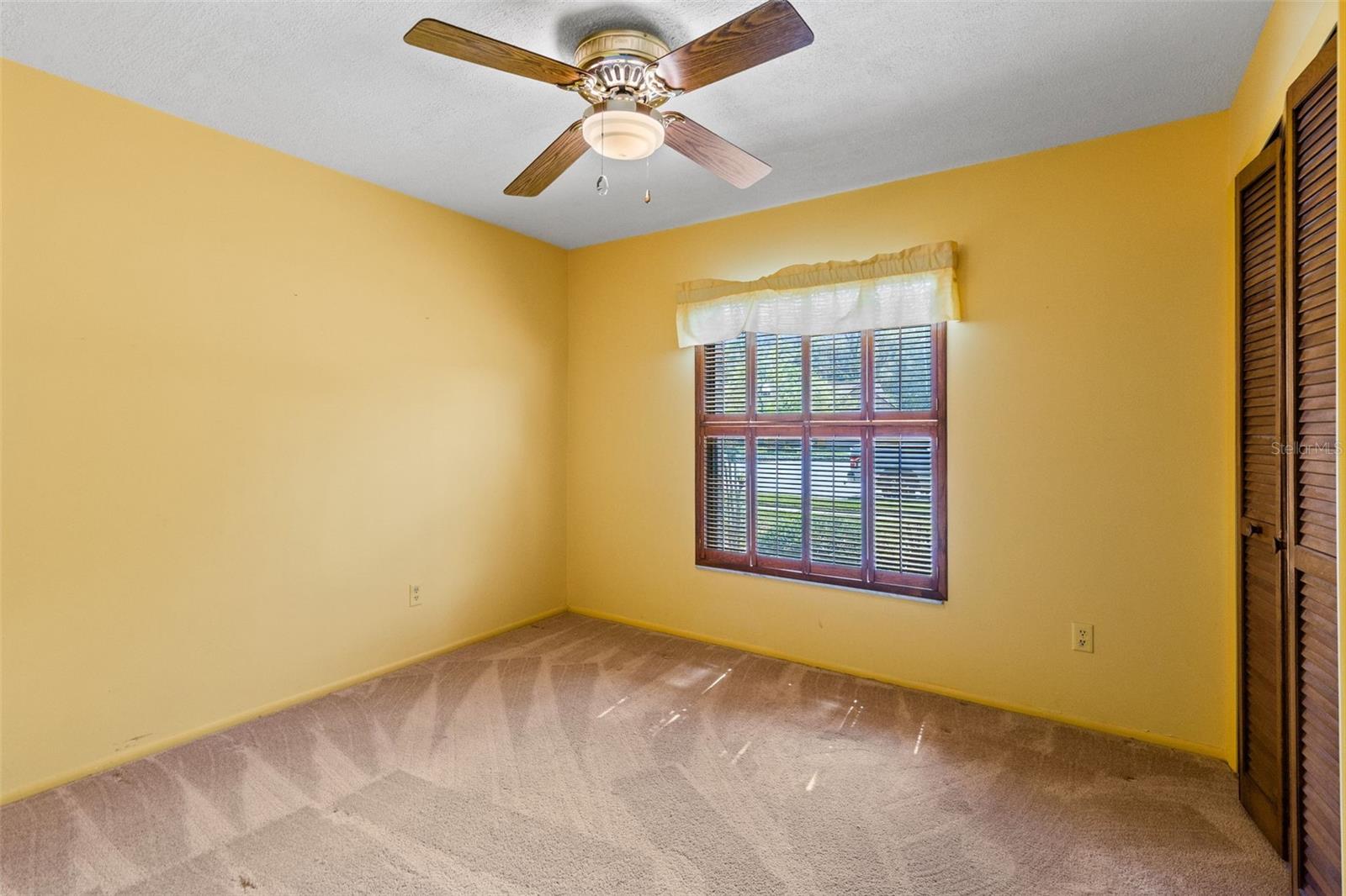 Image 25 of 31 For 7213 Silver Place