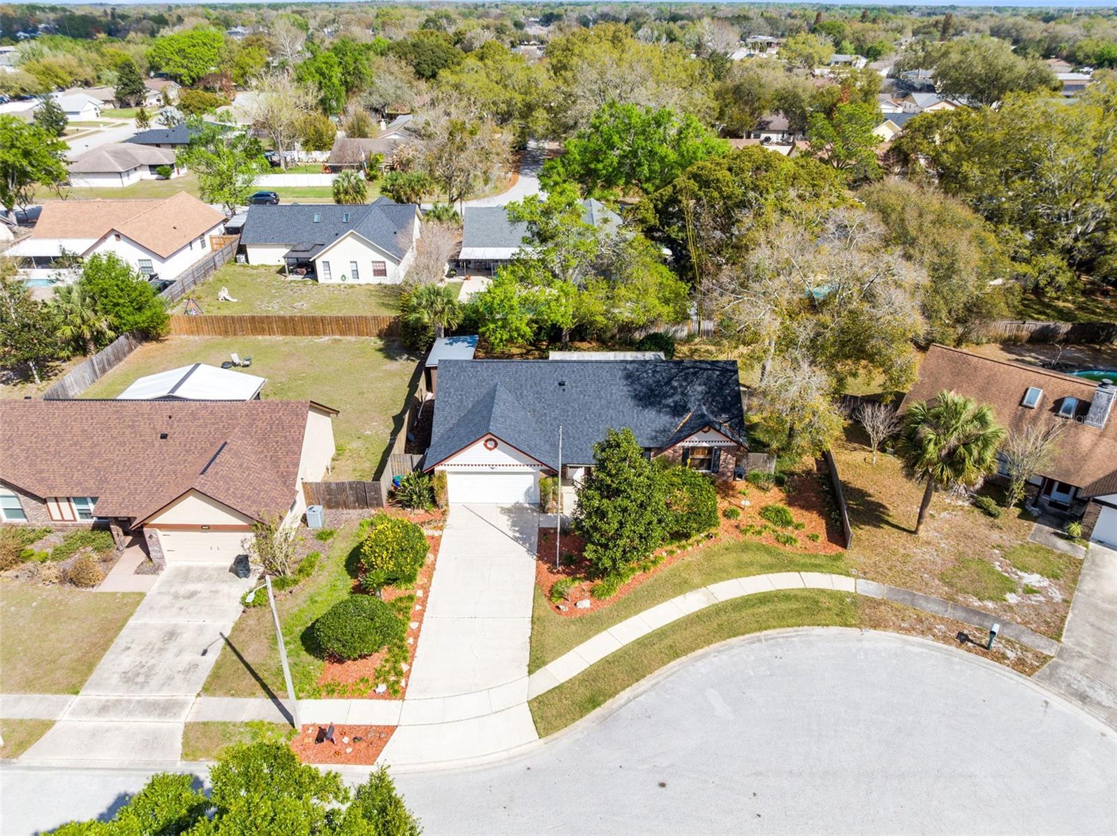 Image 28 of 31 For 7213 Silver Place