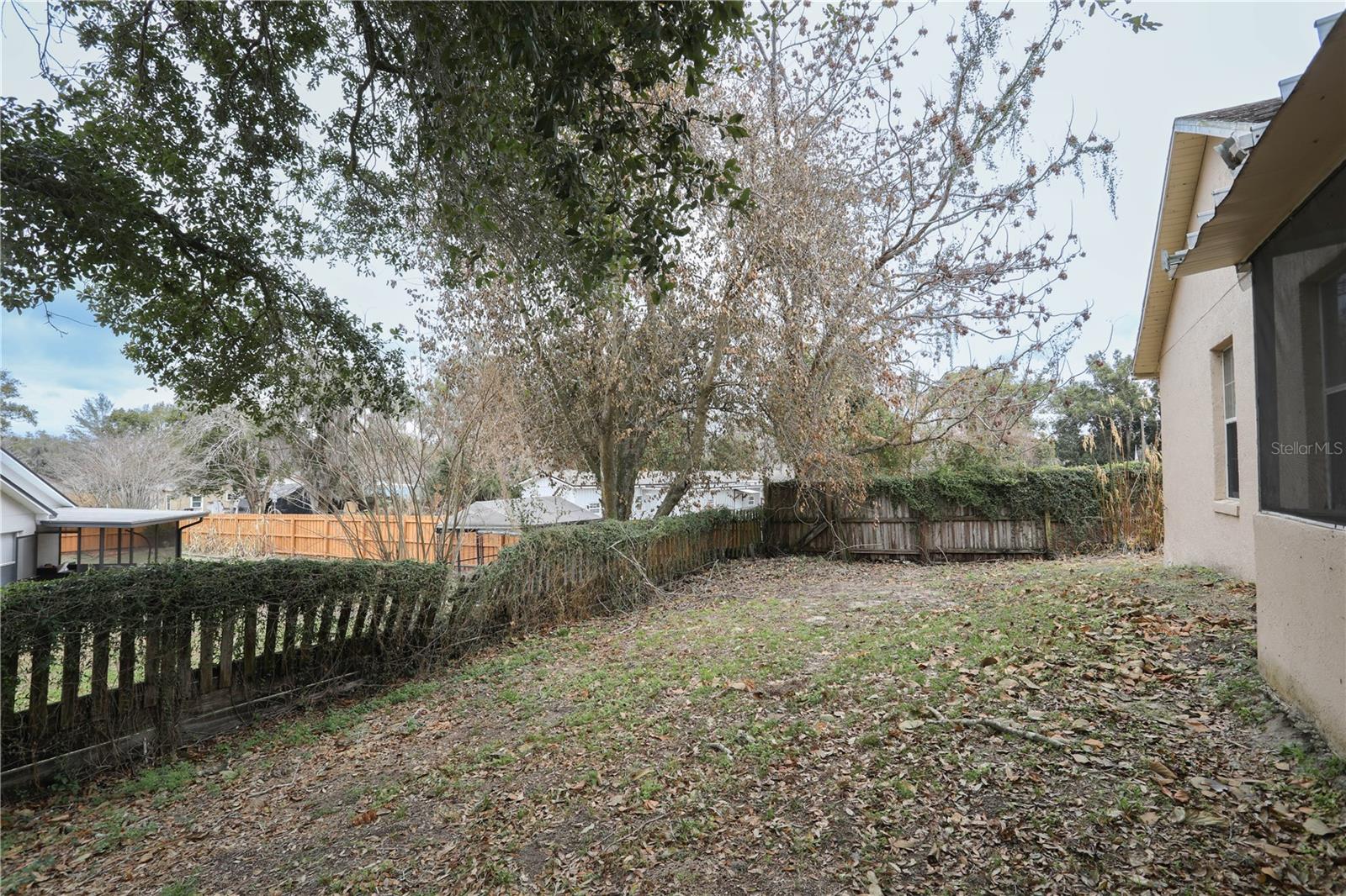 Image 25 of 25 For 647 Falling Oak Cove