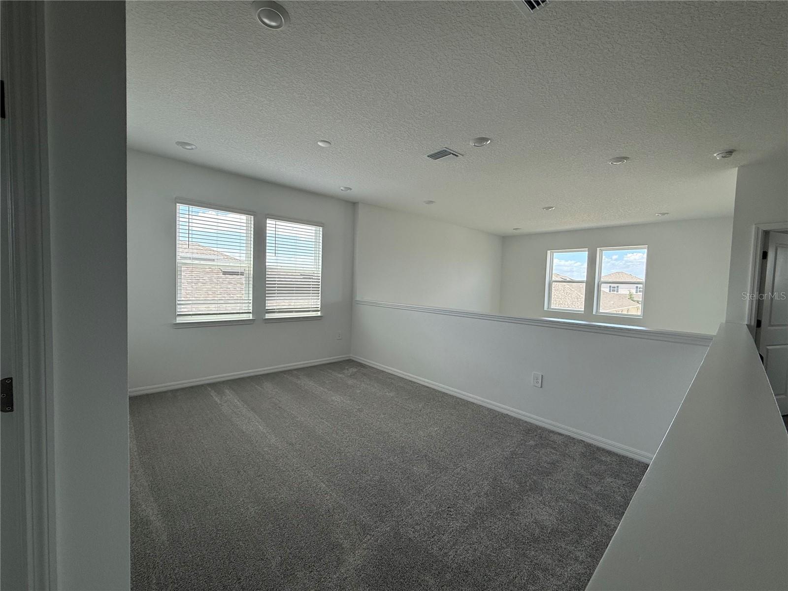 Image 12 of 19 For 5262 Kildare Place