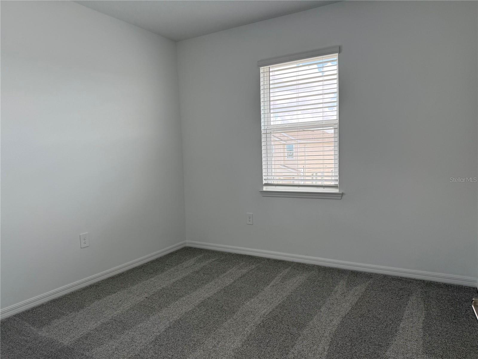 Image 16 of 19 For 5262 Kildare Place