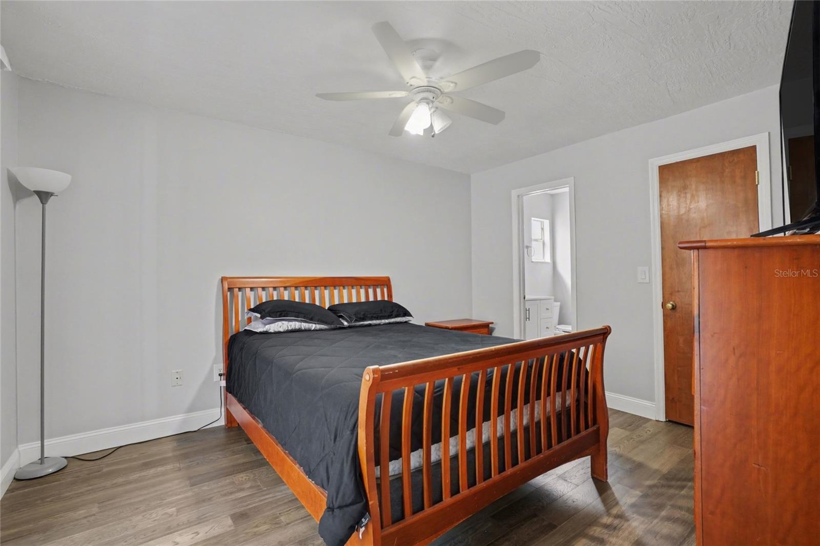 Image 10 of 26 For 5385 Wendy Lee Drive