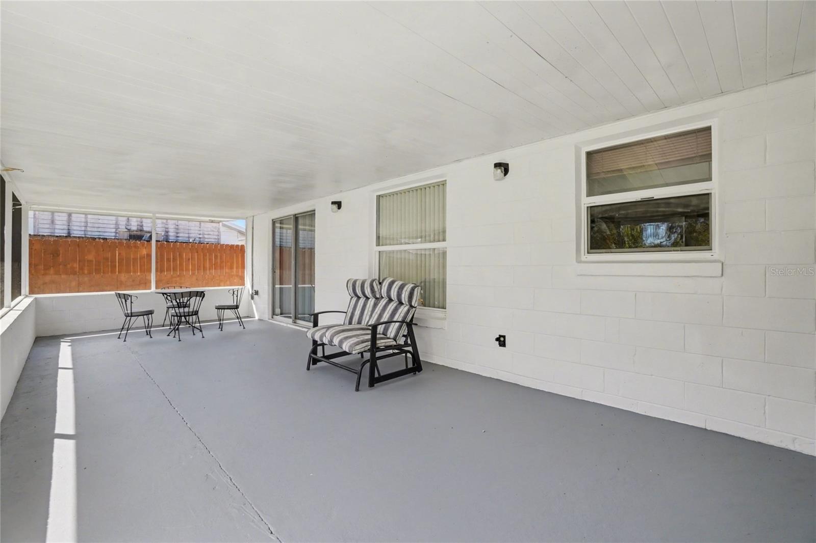 Image 19 of 26 For 5385 Wendy Lee Drive