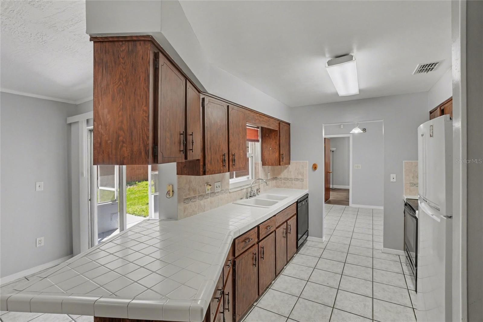 Image 3 of 26 For 5385 Wendy Lee Drive