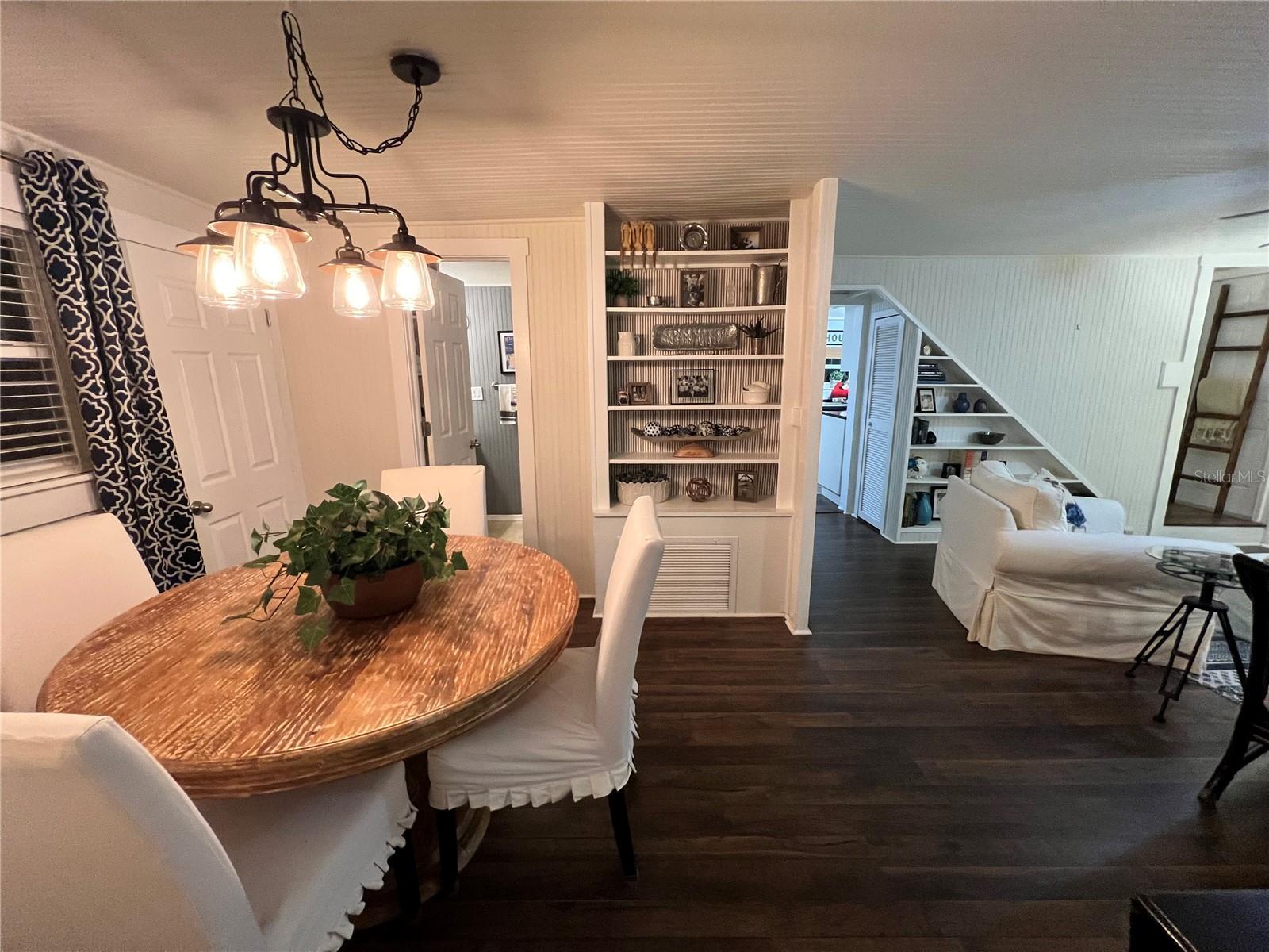 Image 10 of 36 For 810 Tremain Street