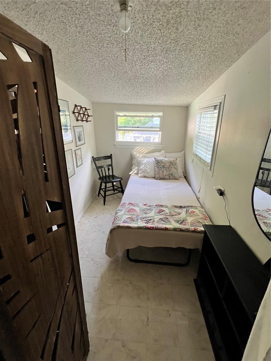 Image 19 of 36 For 810 Tremain Street