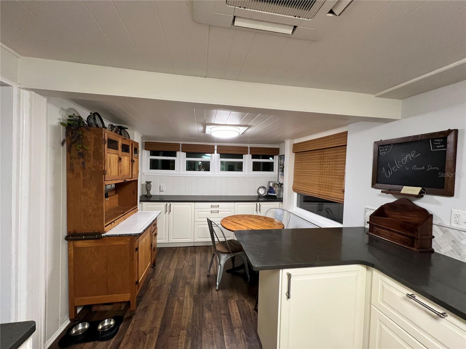 Image 3 of 36 For 810 Tremain Street