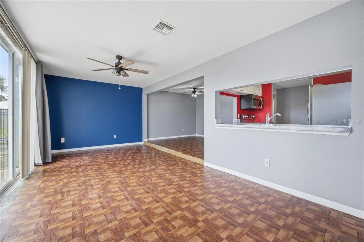 Image 17 of 51 For 135 Orchid Drive