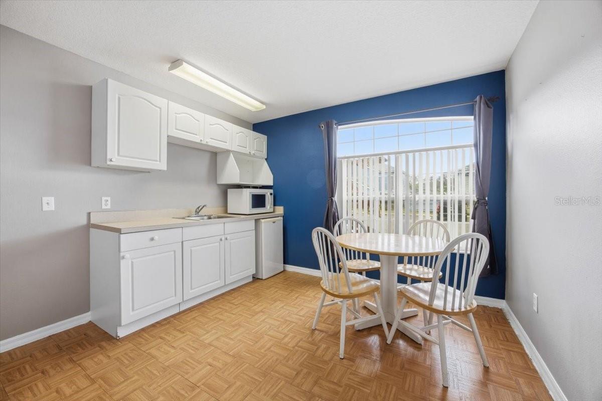 Image 8 of 51 For 135 Orchid Drive