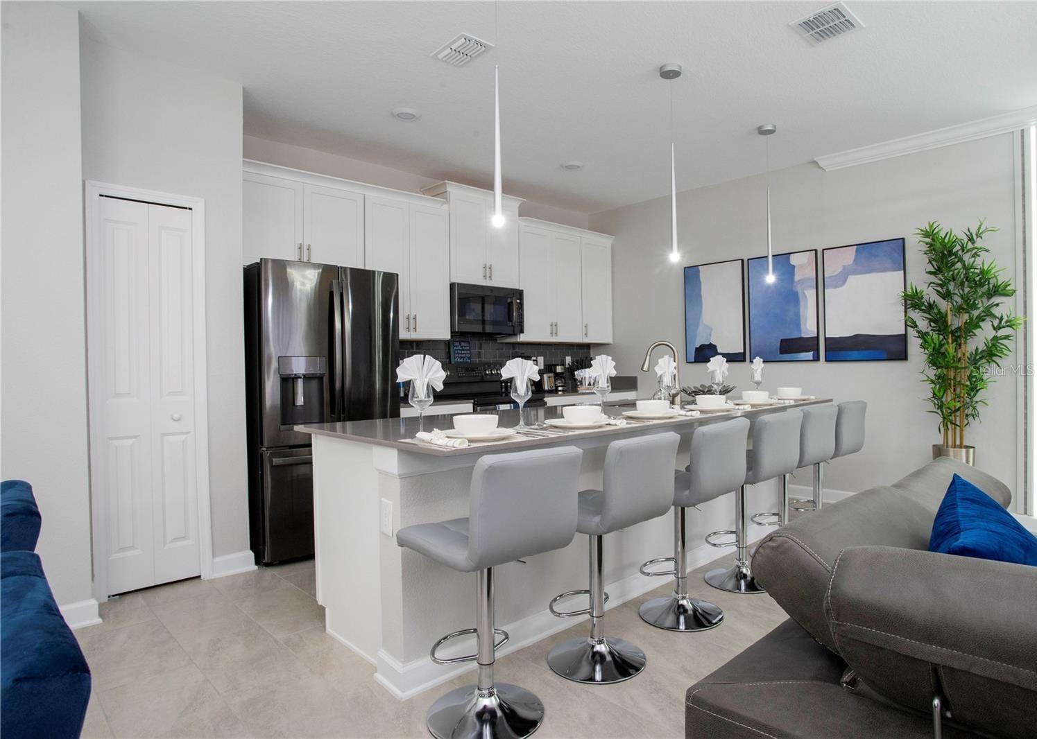 Image 16 of 98 For 4289 Paragraph Drive