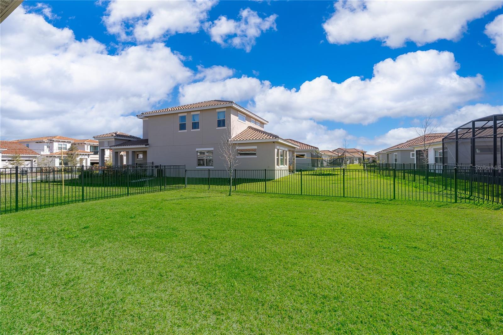 Image 18 of 39 For 8124 Mabury Lane