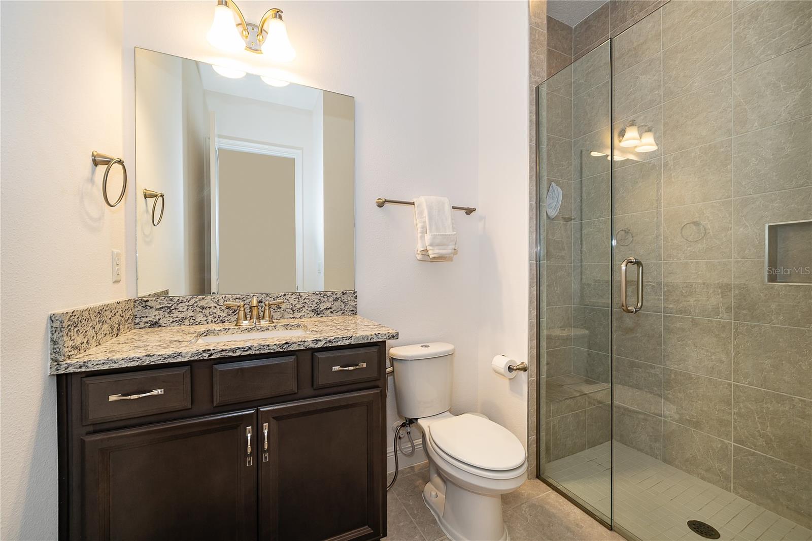 Image 23 of 39 For 8124 Mabury Lane