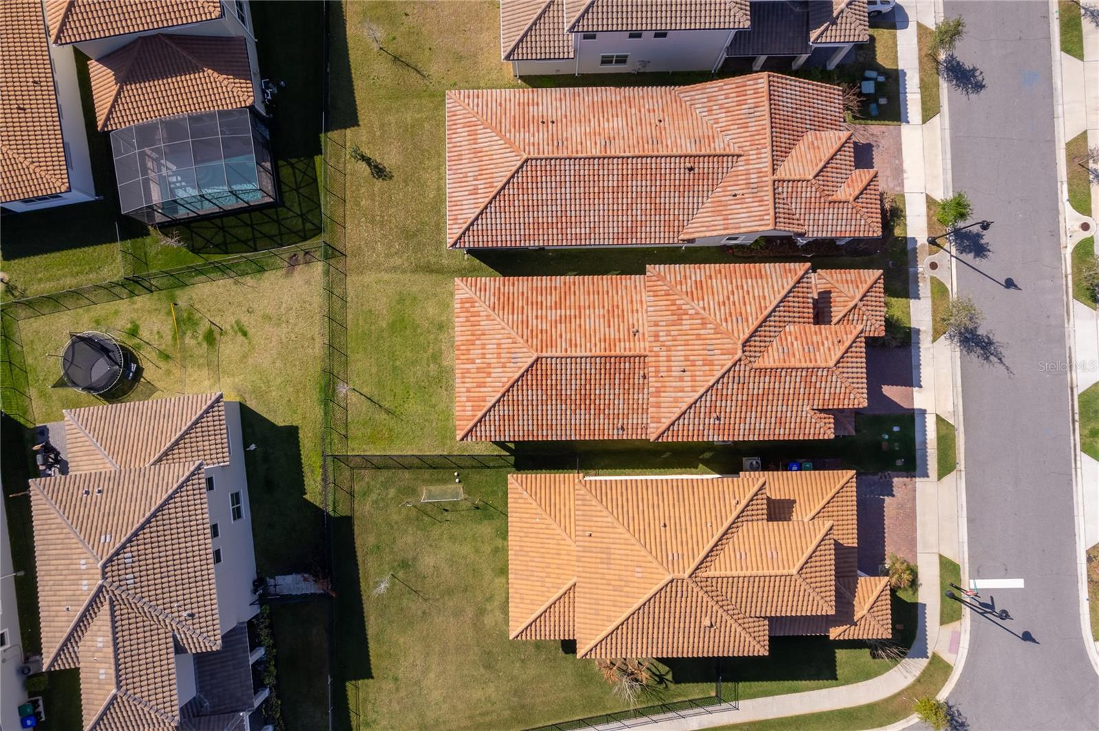 Image 29 of 39 For 8124 Mabury Lane