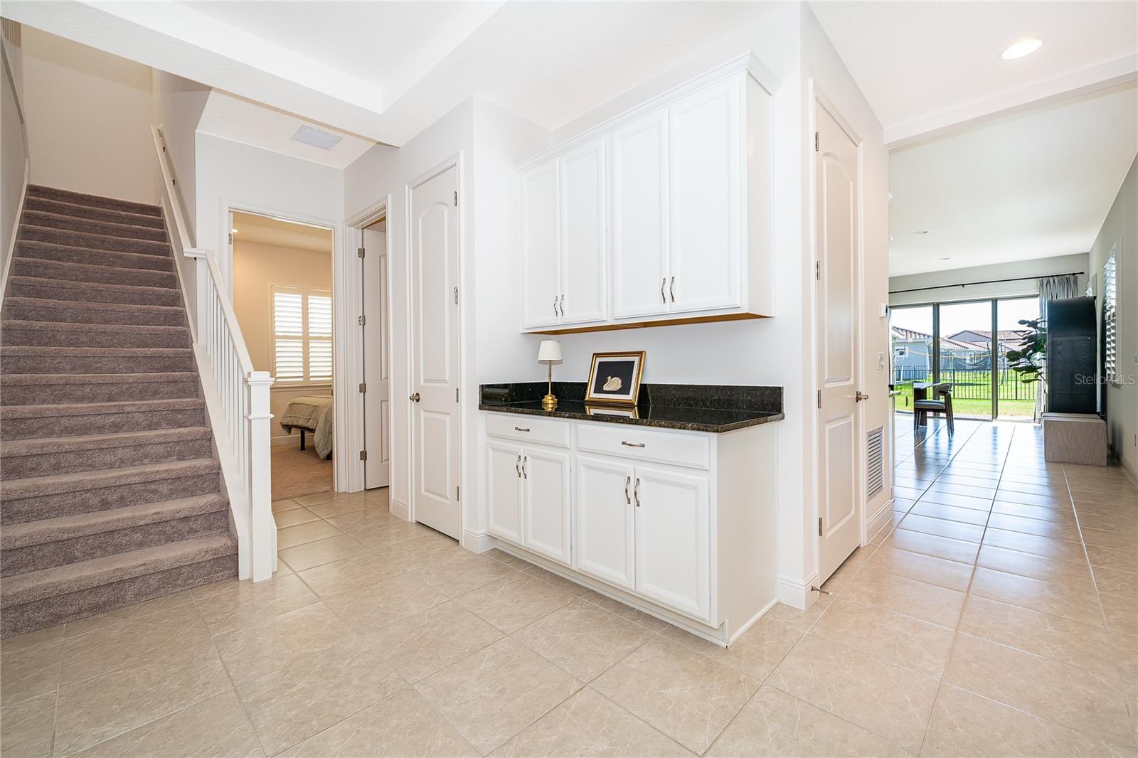 Image 4 of 39 For 8124 Mabury Lane