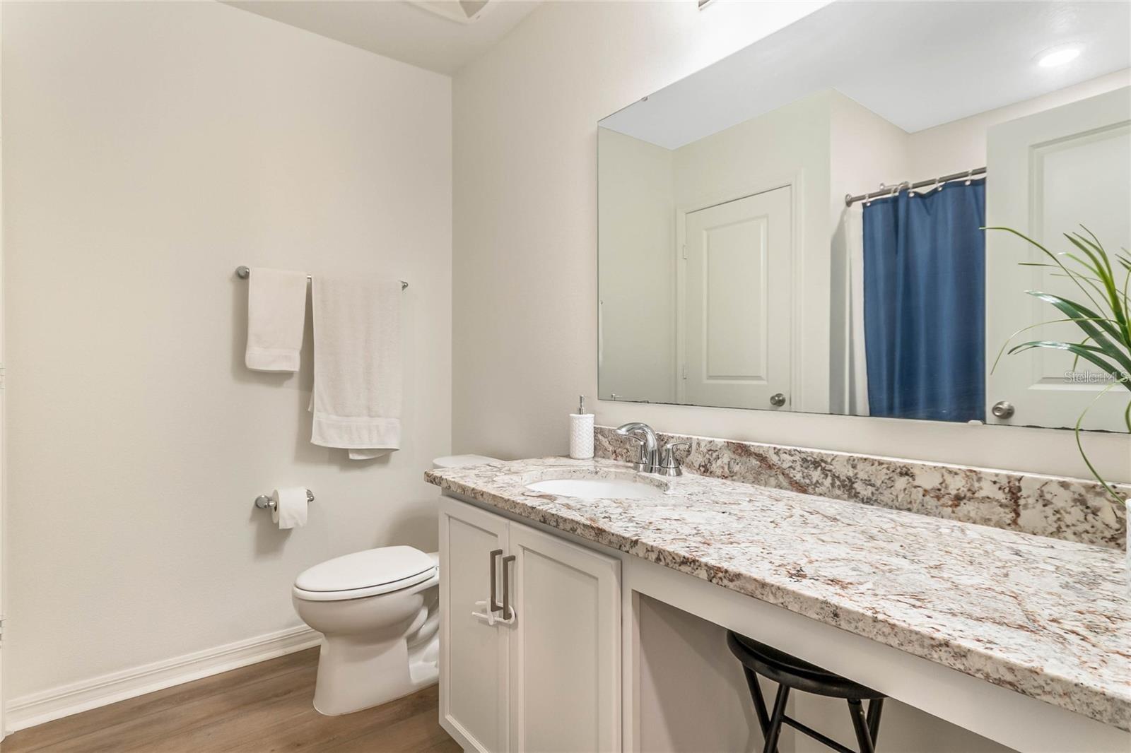 Image 4 of 28 For 495 Overpool Avenue
