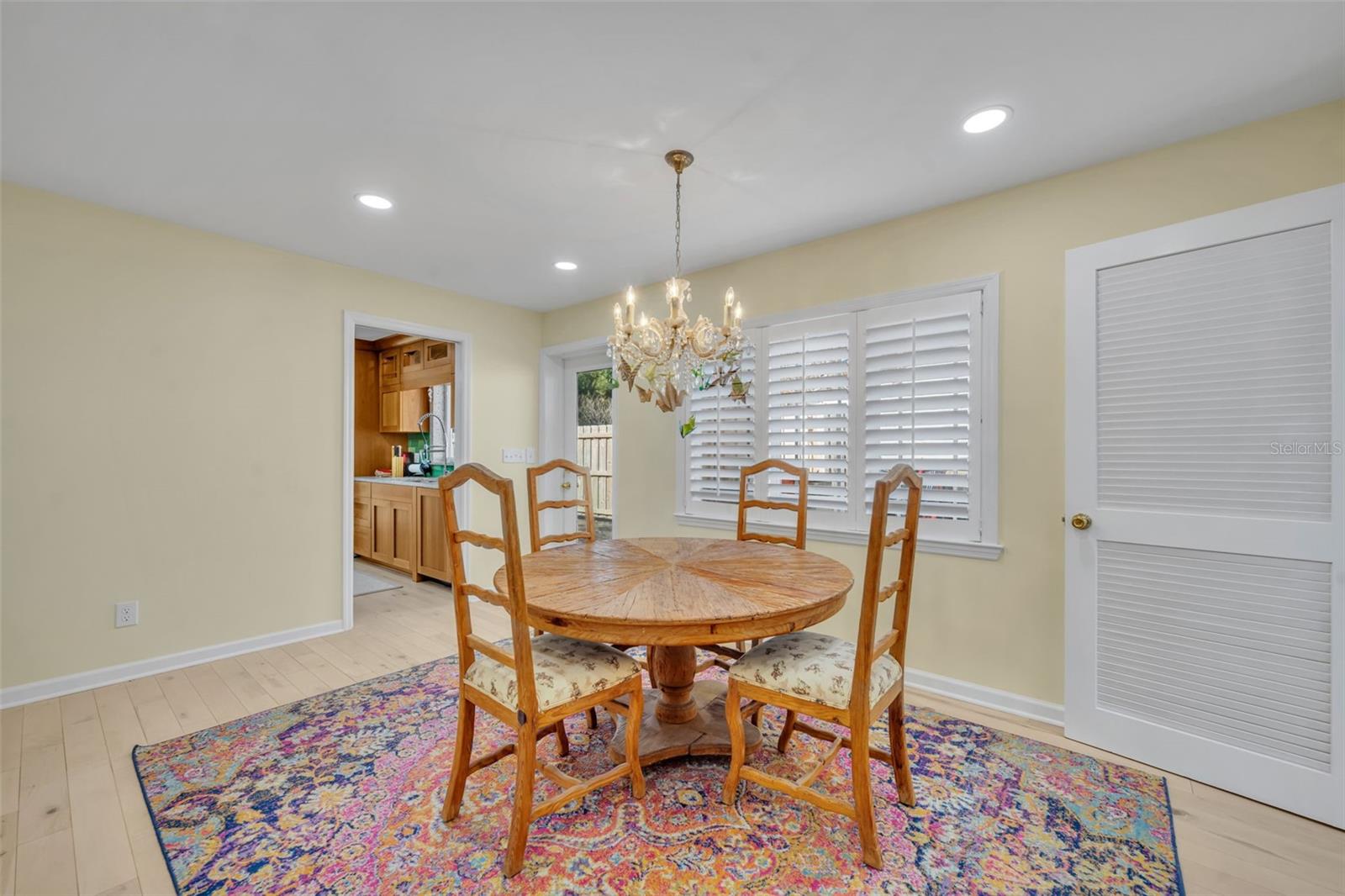 Image 6 of 33 For 2040 Geronimo Trail