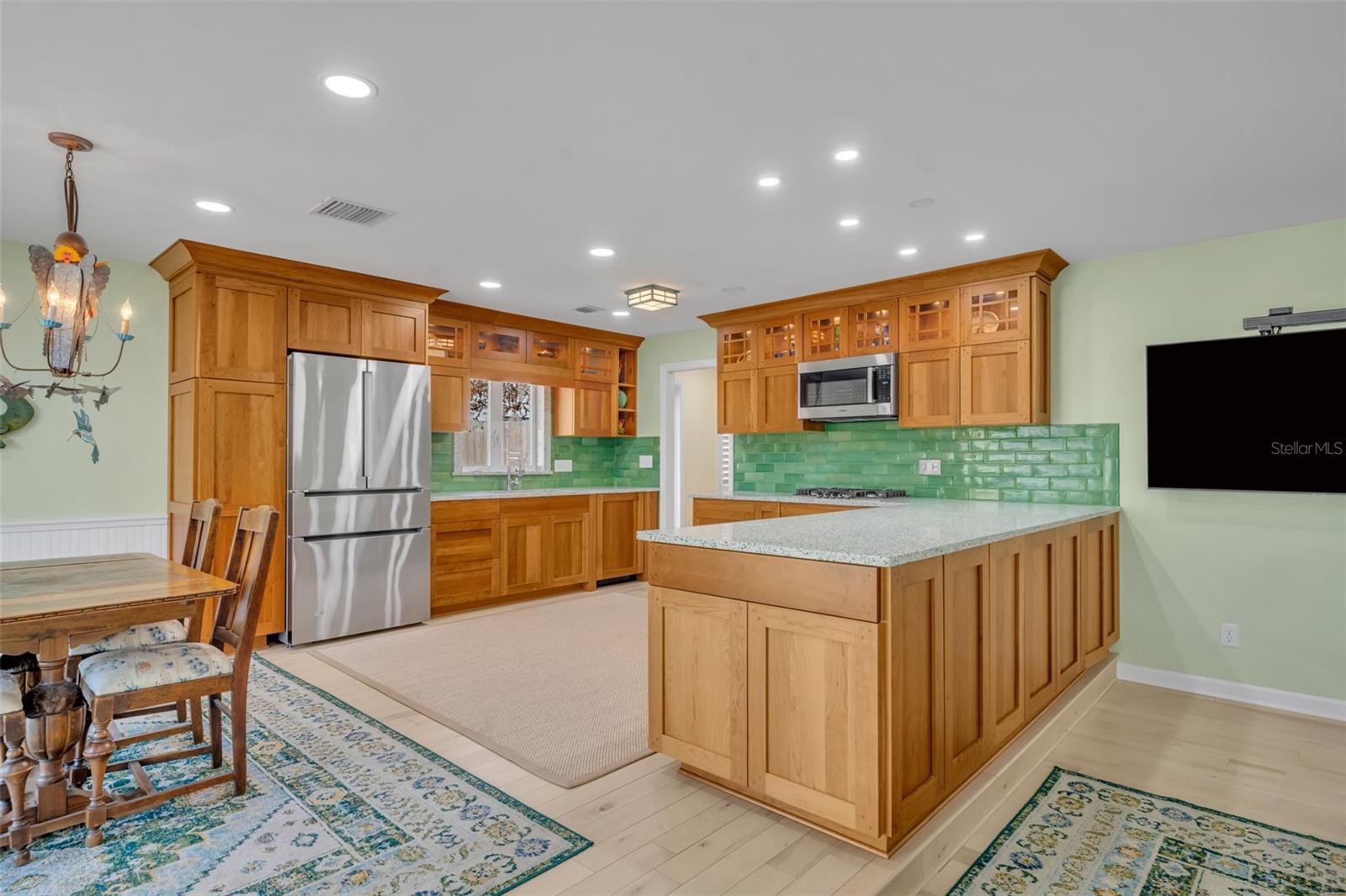 Image 7 of 33 For 2040 Geronimo Trail