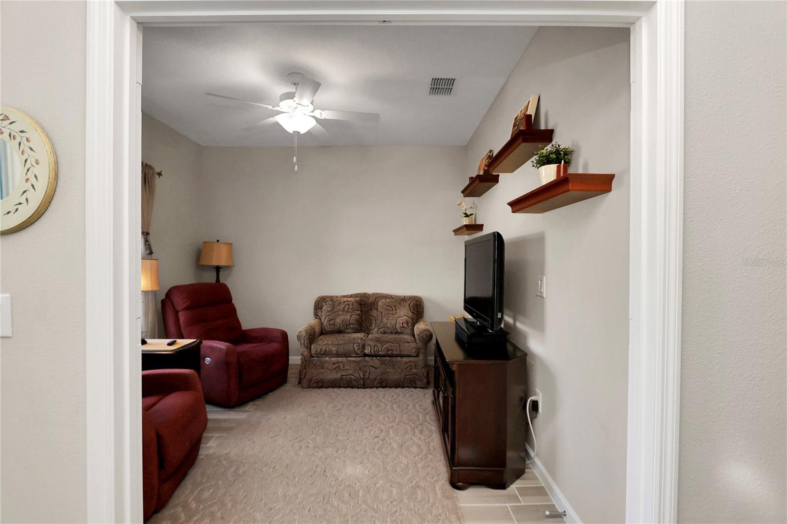 Image 12 of 42 For 7934 74th Loop