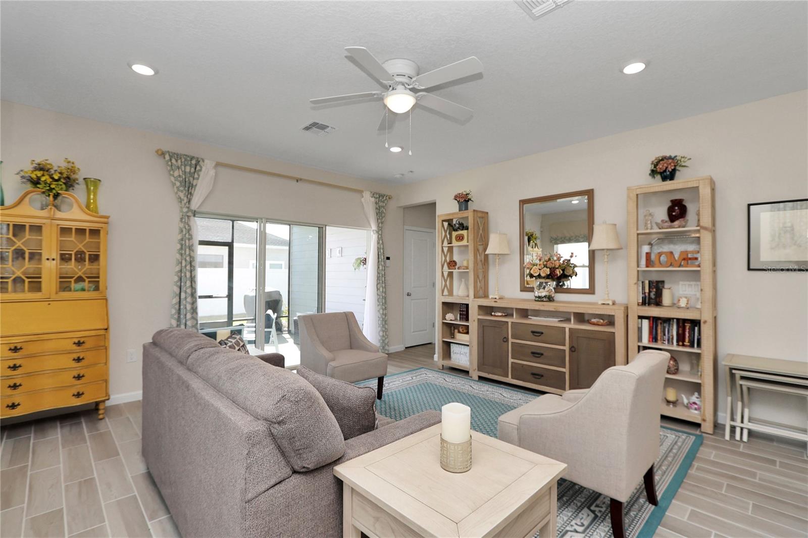 Image 26 of 42 For 7934 74th Loop