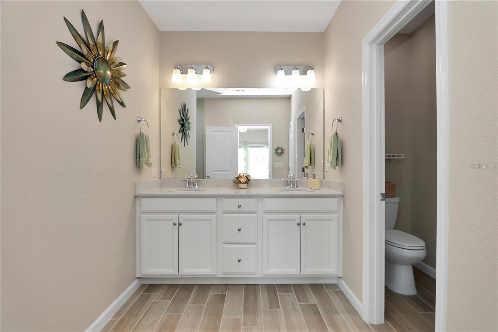 Image 31 of 42 For 7934 74th Loop