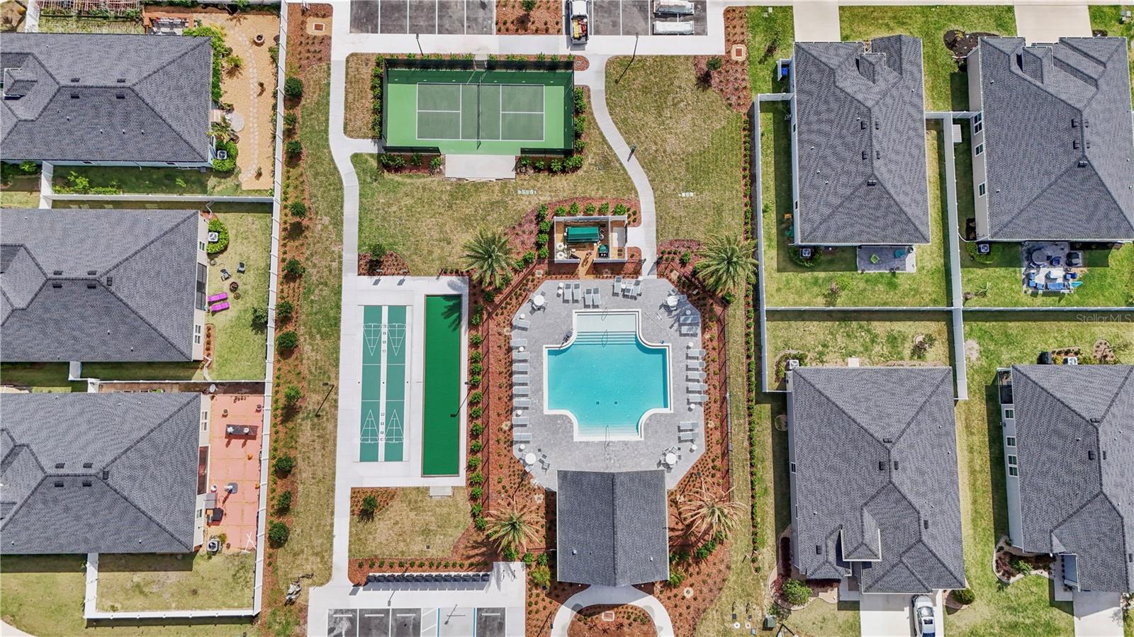 Image 9 of 42 For 7934 74th Loop