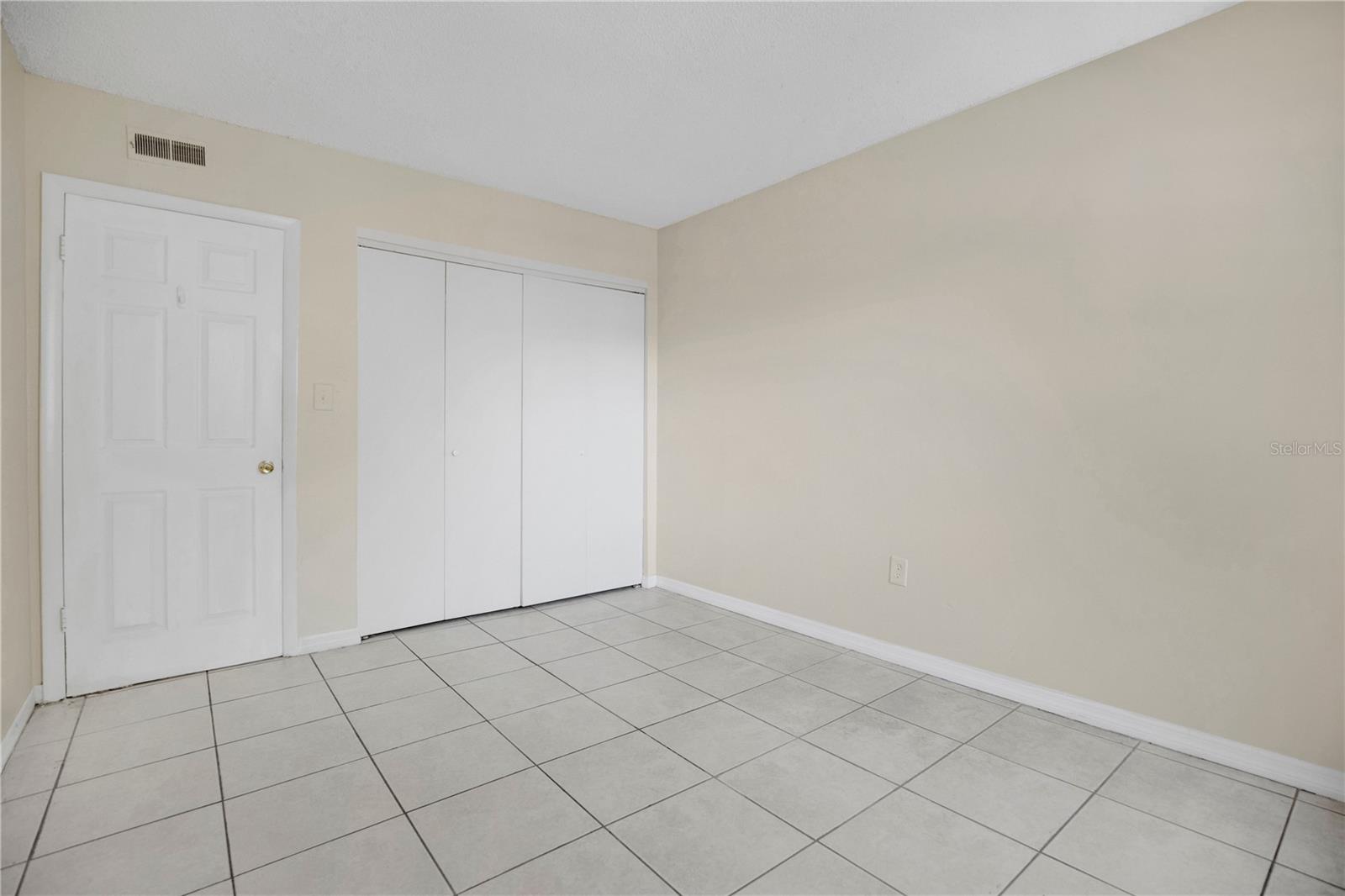 Image 15 of 28 For 2507 Alafaya Trail 10